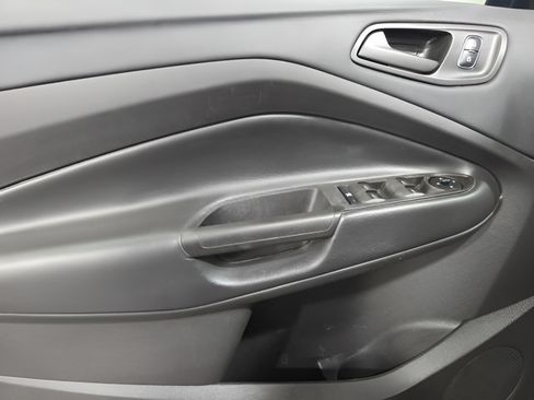 Used 2017 Ford Escape S FWD image 11