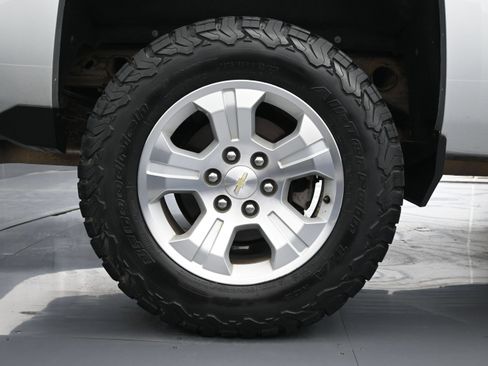 Used 2018 Chevrolet Silverado 1500 LTZ Z71 AWD/4WD image 18