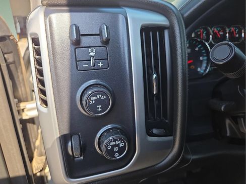 Used 2018 GMC Sierra 1500 SLT w/ SLT Premium Package AWD/4WD image 11