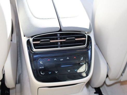 Used 2022 Mercedes-Benz EQS 450+ Sedan image 24