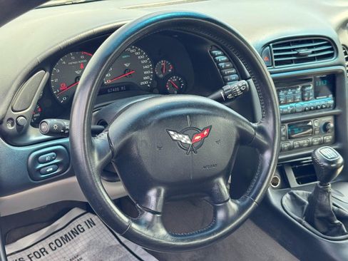 Used 1998 Chevrolet Corvette Convertible w/ Memory Pkg RWD image 11