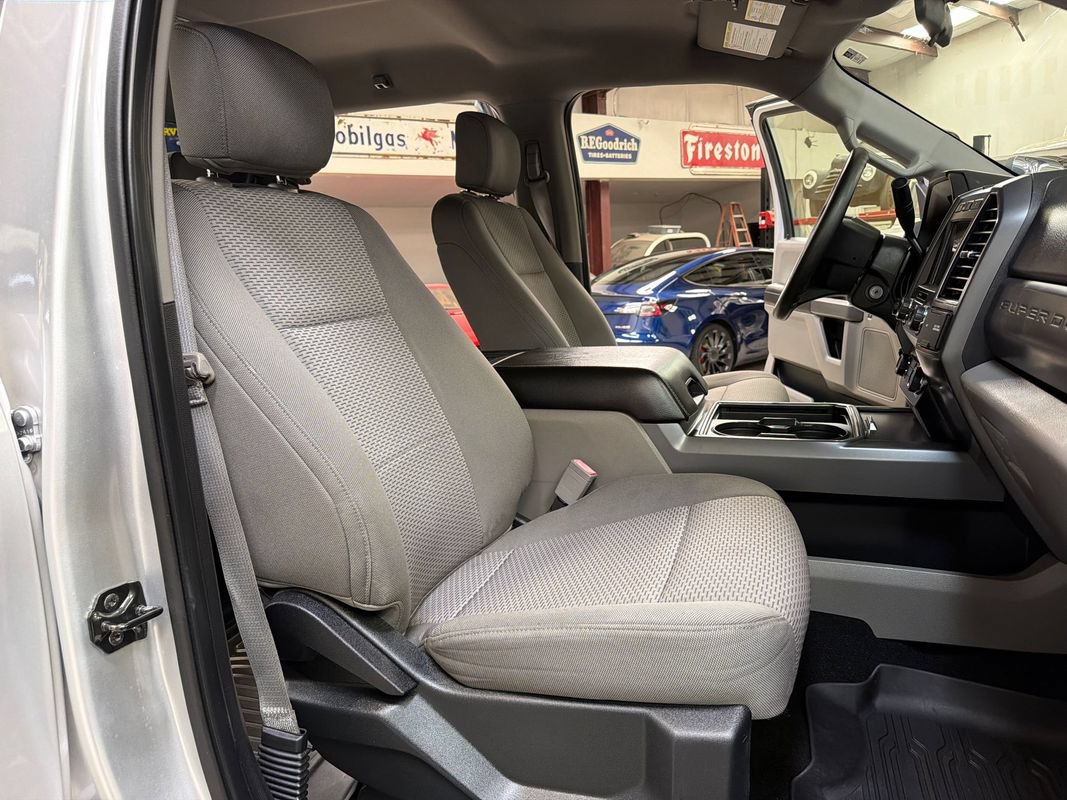 Used 2019 Ford F250 XLT w/ XLT Premium Package AWD/4WD image 37