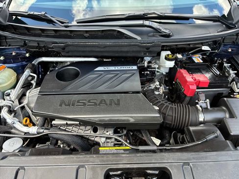 Used 2025 Nissan Rogue SV AWD/4WD image 13