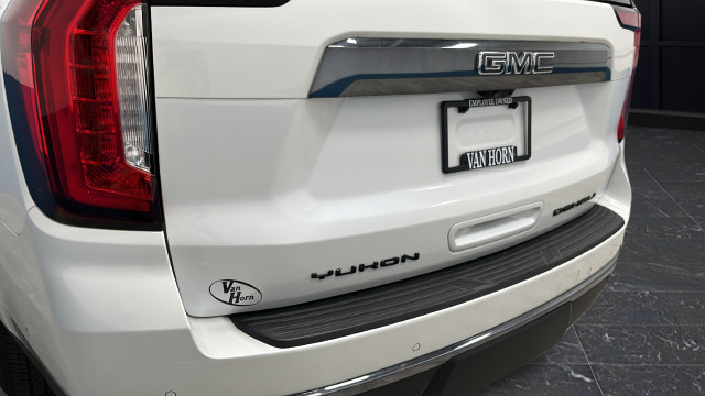 Used 2024 GMC Yukon XL Denali Ultimate AWD/4WD image 44