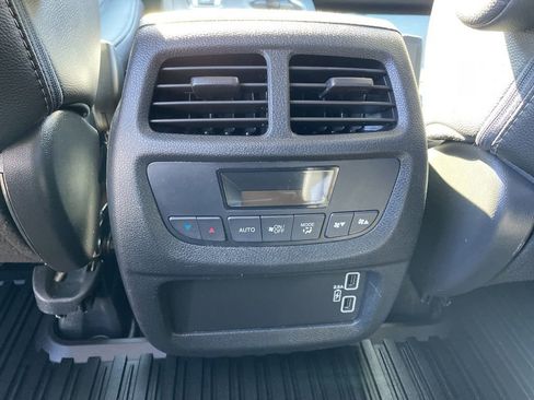 Certified 2022 Honda Pilot Special Edition image 12