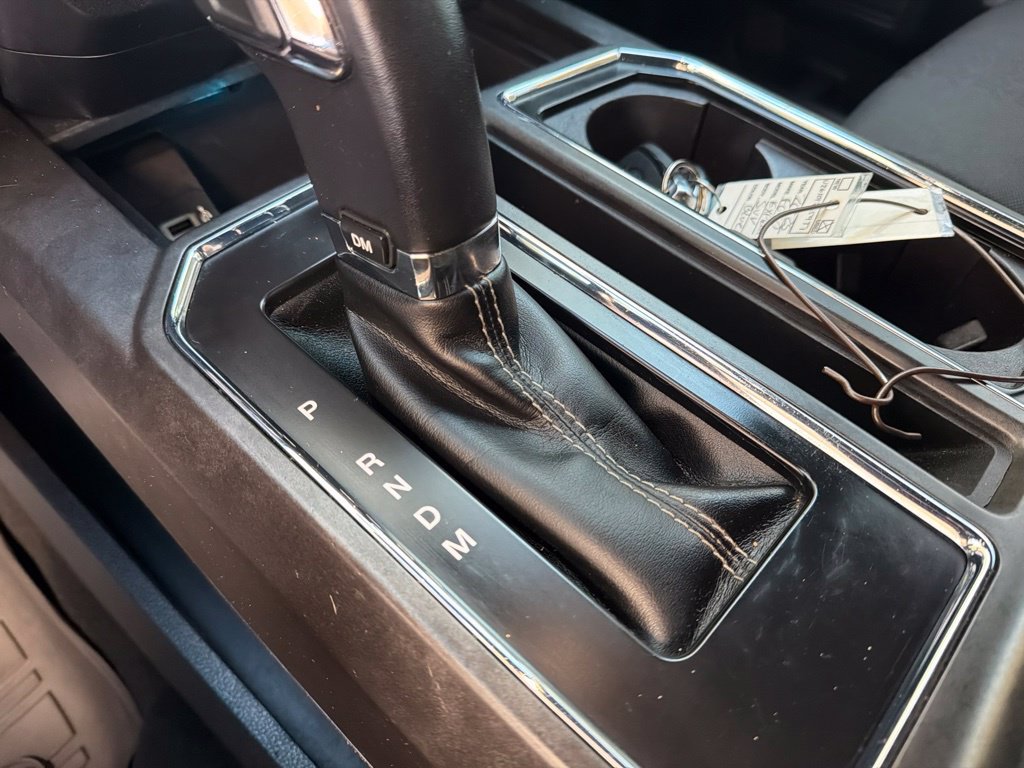 Used 2019 Ford F150 XLT w/ Equipment Group 302A Luxury AWD/4WD image 9