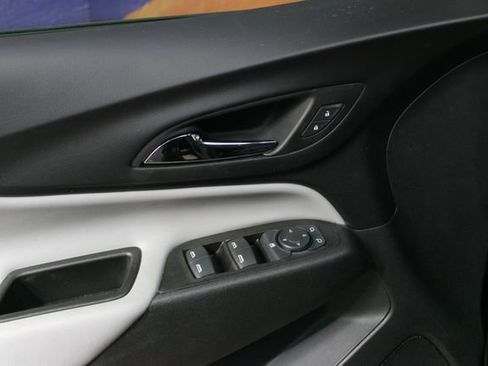 Used 2024 Chevrolet Equinox LS w/ LS Convenience Package AWD/4WD image 13