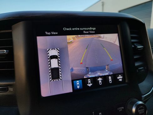 Used 2020 RAM 2500 Laramie image 14