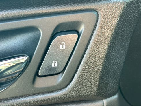 Used 2014 Cadillac SRX Luxury FWD image 21