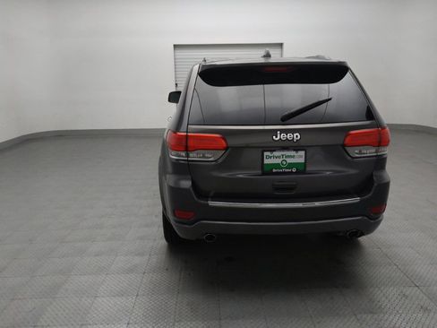 Used 2018 Jeep Grand Cherokee Overland RWD image 6