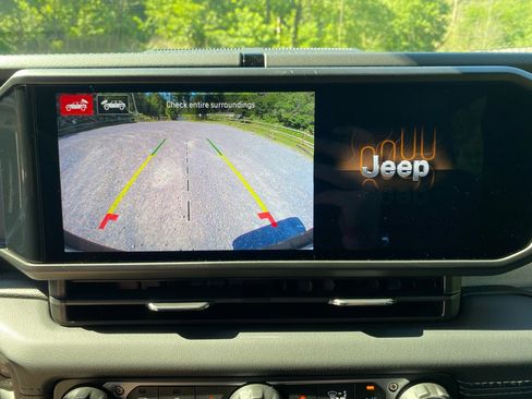 New 2025 Jeep Wrangler Unlimited Sahara w/ Safety Group image 20