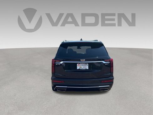 Used 2022 Cadillac XT6 Luxury FWD image 23