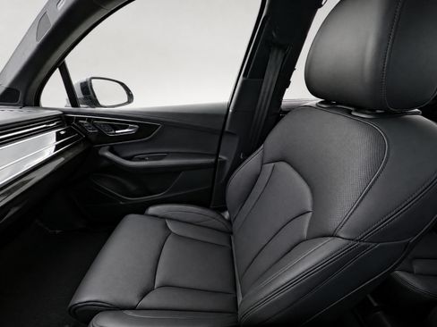 Certified 2023 Audi Q7 3.0T Prestige w/ Prestige Package AWD/4WD image 19