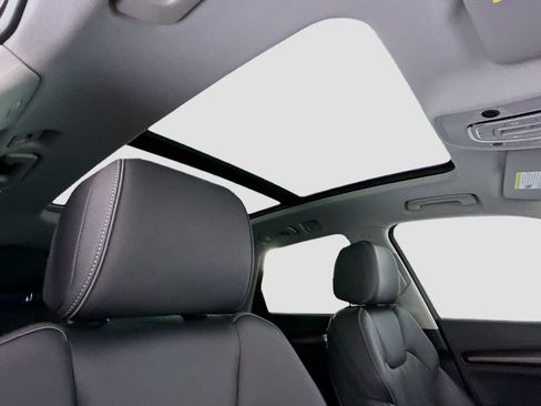 Certified 2023 Audi Q5 e Premium Plus w/ Premium Plus Package image 18