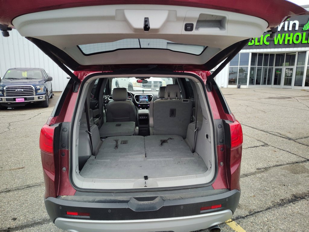 Used 2017 GMC Acadia SLT AWD/4WD image 8