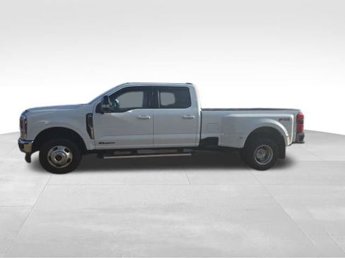 Used 2024 Ford F350 Lariat w/ FX4 Off-Road Package image 4