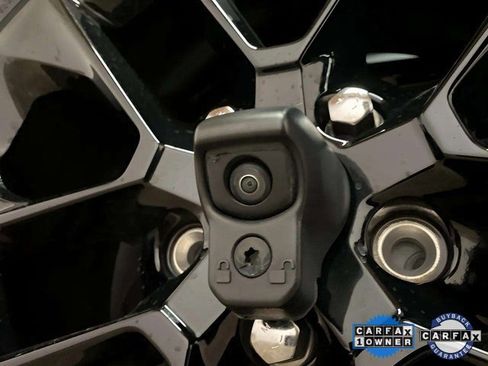 Used 2025 Jeep Wrangler Unlimited Sahara w/ Safety Group image 80