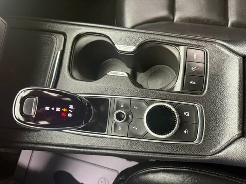 Used 2020 Cadillac XT4 Premium Luxury FWD image 29