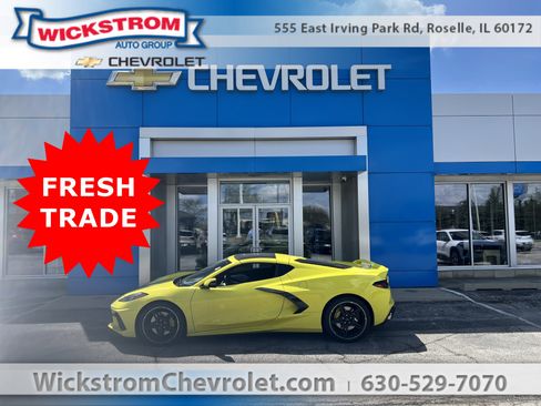 Used 2021 Chevrolet Corvette Stingray Preferred Cpe w/ Z51 Performance Package RWD image 1