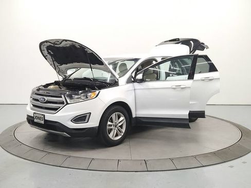 Used 2018 Ford Edge SEL w/ Equipment Group 201A FWD image 12