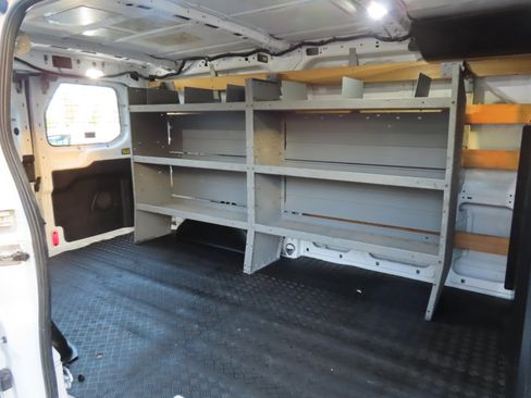 Used 2018 Ford Transit 250 130 Low Roof w/ Exterior Upgrade Package image 15