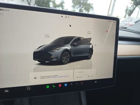 Used 2024 Tesla Model Y Long Range image 17