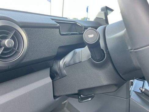Used 2025 INEOS Grenadier AWD/4WD image 29