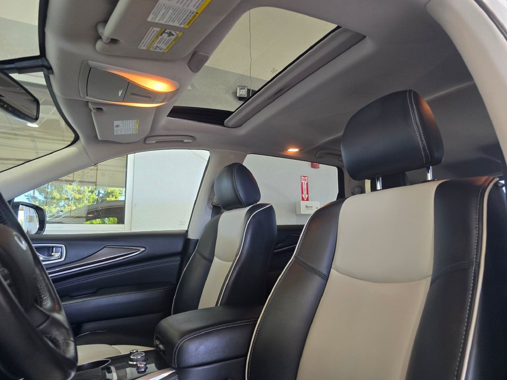Used 2020 INFINITI QX60 Signature Edition w/ Cargo Package Essential FWD image 23