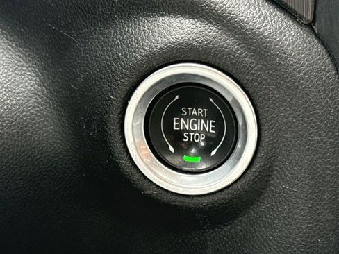 Certified 2022 GMC Sierra 1500 AT4 w/ AT4 Premium Package AWD/4WD image 21