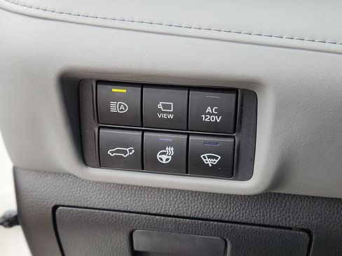 Used 2020 Toyota Highlander Limited Platinum image 19