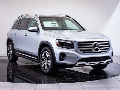 Used 2026 Mercedes-Benz GLB 250 4MATIC image 12