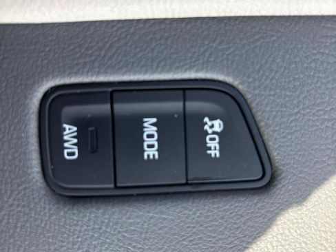 Used 2017 Cadillac XT5 Luxury w/ Driver Awareness Package image 13