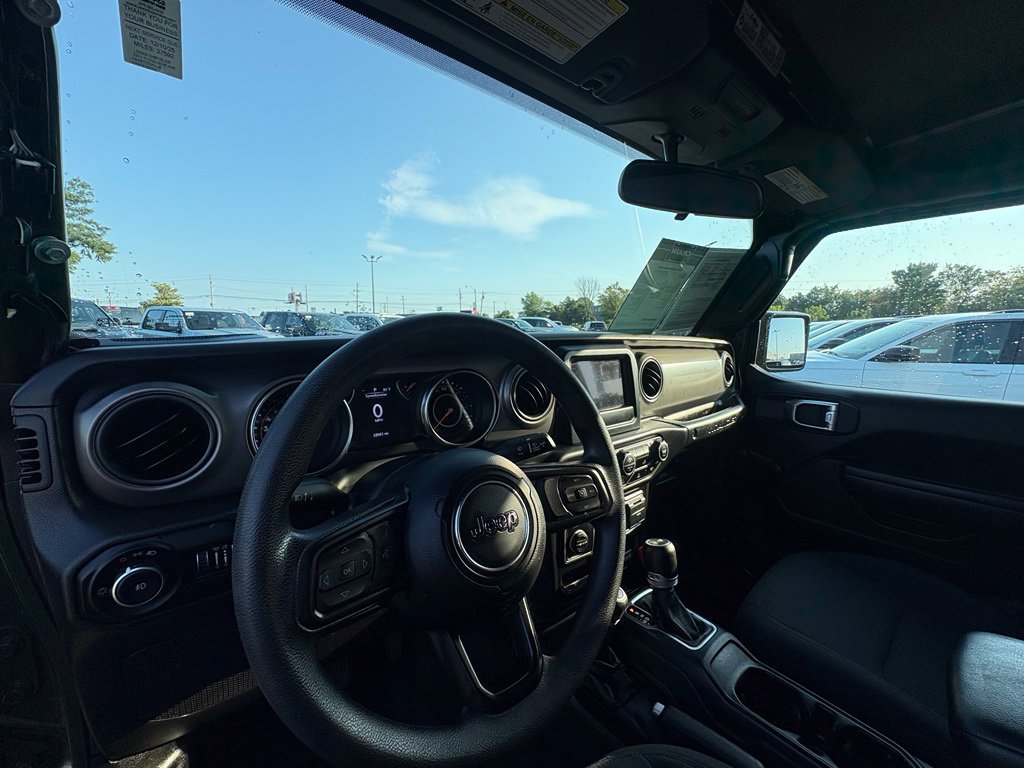 Used 2022 Jeep Wrangler Sport AWD/4WD image 13