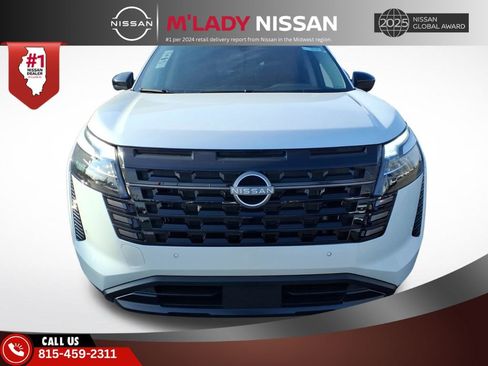 New 2026 Nissan Pathfinder SV image 2