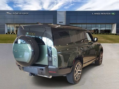 Used 2026 Land Rover Defender 130 X-Dynamic SE AWD/4WD image 3