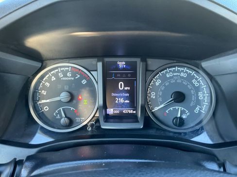 Used 2023 Toyota Tacoma TRD Sport image 20