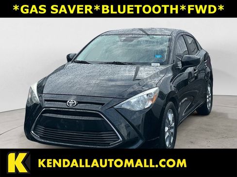 Used 2017 Toyota Yaris iA image 1