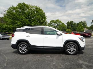 Used 2024 GMC Terrain SLT FWD video 2