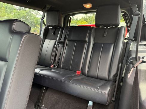 Used 2015 Ford Expedition EL XLT w/ Equipment Group 202A AWD/4WD image 33