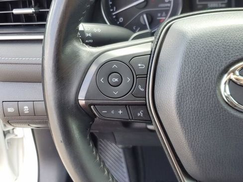 Used 2022 Toyota Camry SE image 20