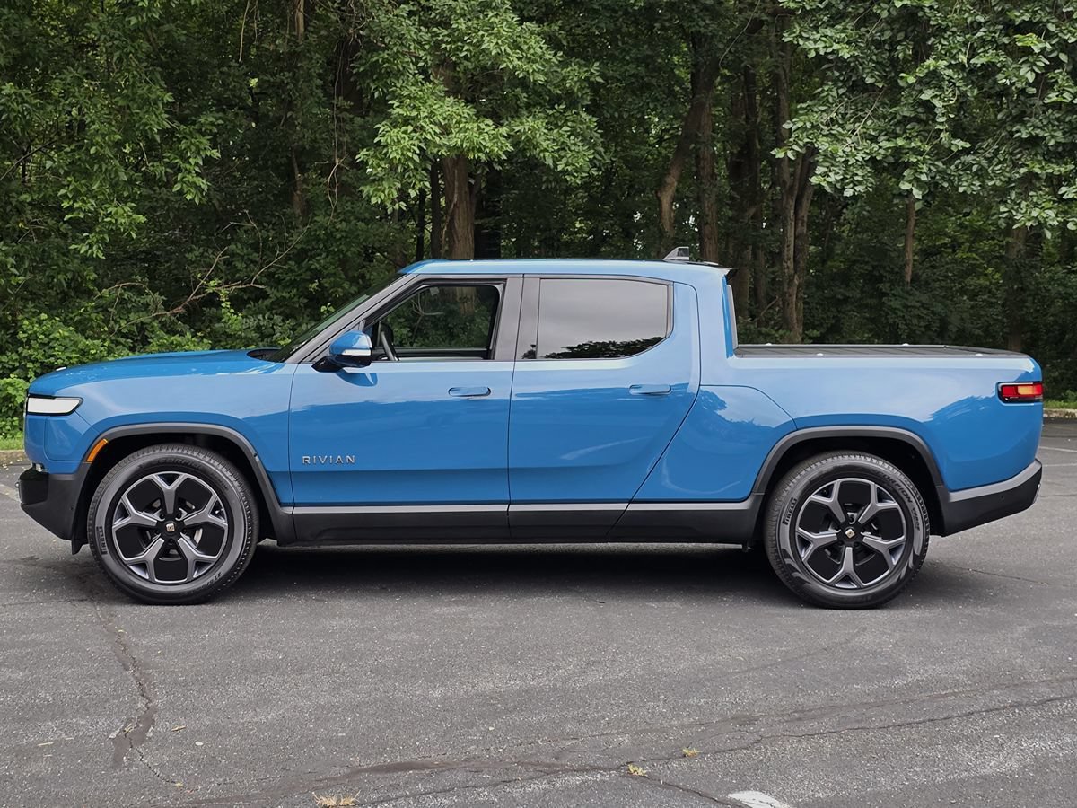 Used 2023 Rivian R1T Adventure Dual AWD/4WD image 4