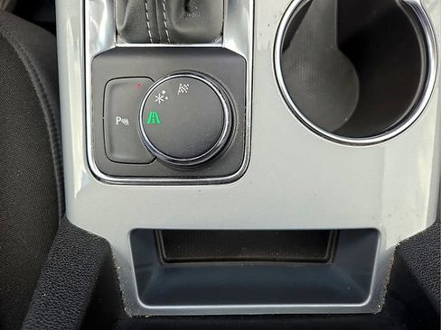 Used 2020 Chevrolet Blazer LT FWD image 20