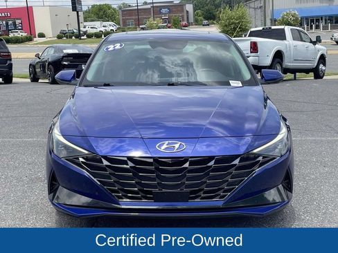 Used 2022 Hyundai Elantra Limited FWD image 3