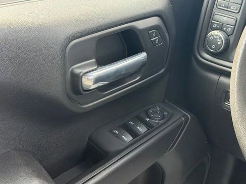 Used 2023 Chevrolet Silverado 1500 Custom AWD/4WD image 13