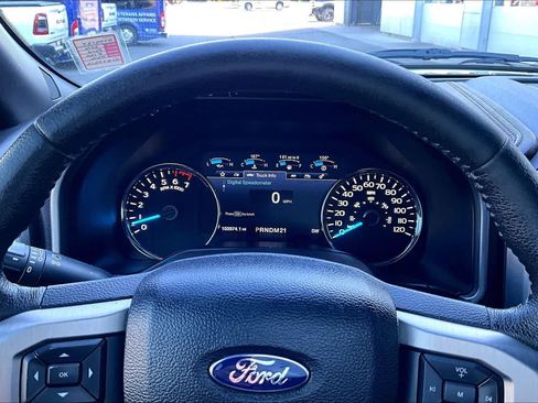 Used 2016 Ford F150 Platinum w/ Technology Package AWD/4WD image 18