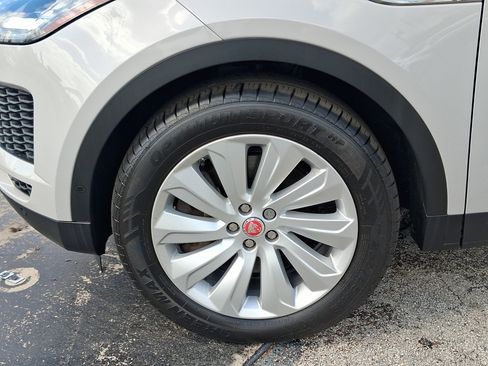 Used 2019 Jaguar E-PACE SE image 8