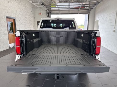 New 2026 Toyota Tacoma TRD Off-Road AWD/4WD image 10