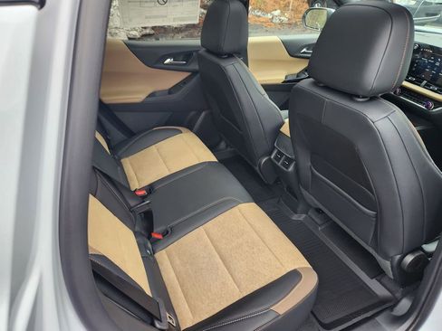 New 2026 Chevrolet Equinox ACTIV image 7