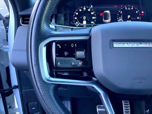 Used 2022 Land Rover Range Rover Evoque R-Dynamic SE image 23