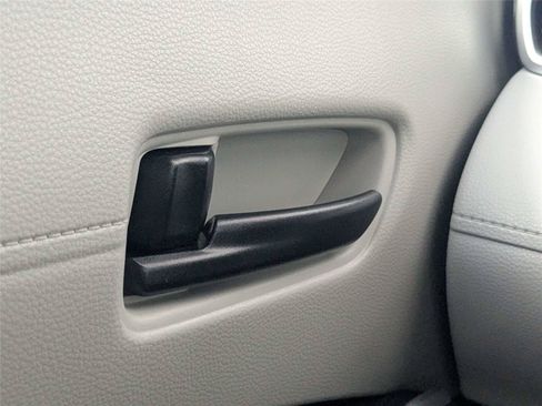 Certified 2023 Toyota Corolla Cross L FWD image 14